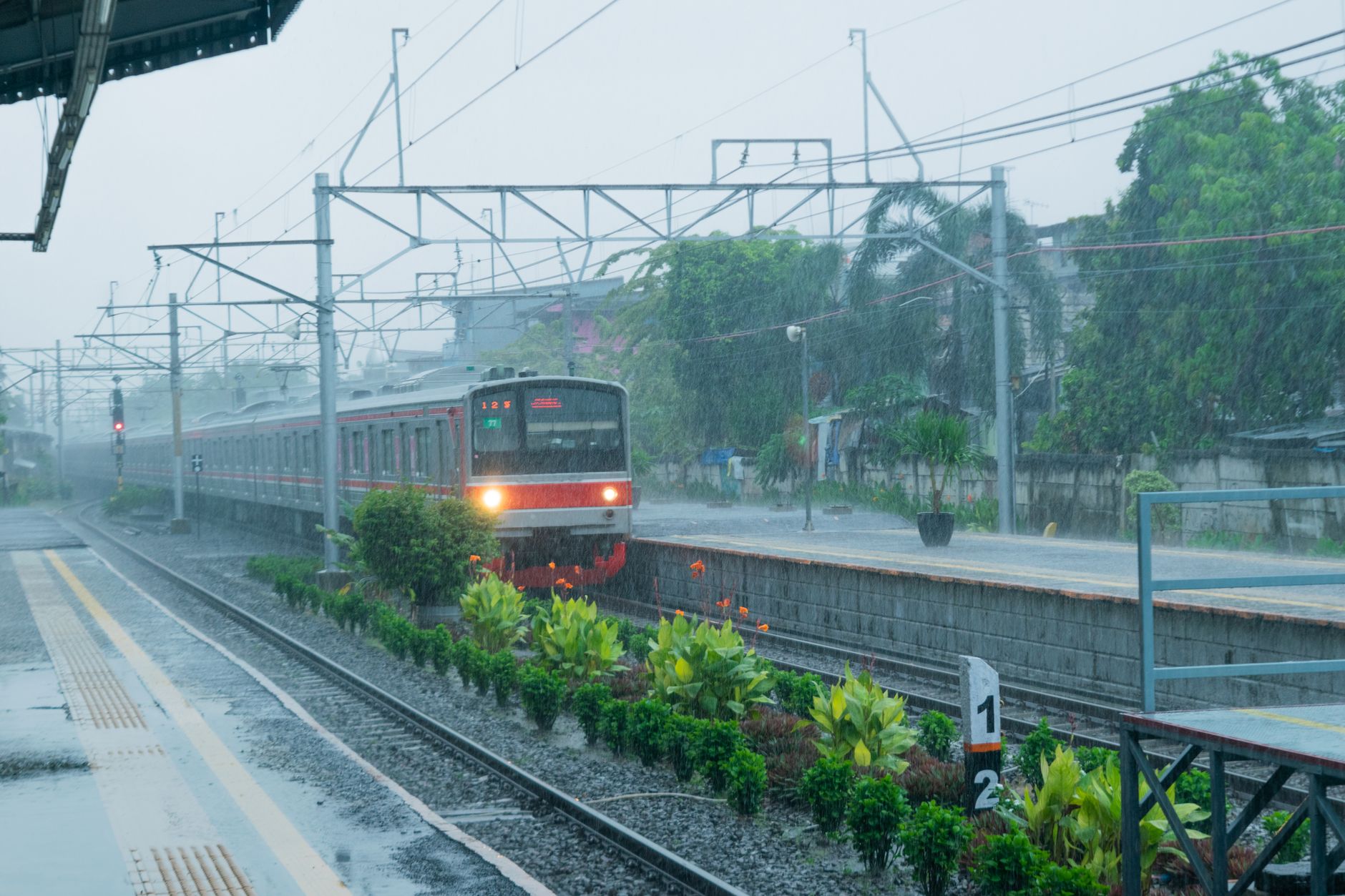 BMKG Rilis Peringatan Angin Kencang di Sulbar