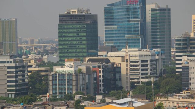 Kebakaran Hebat Terjadi di Kantor Polisi Jakarta Barat